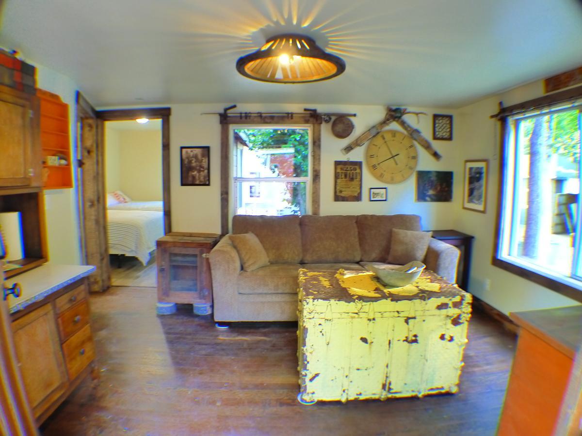 Мотель Miner'S Camp Foresthill Экстерьер фото