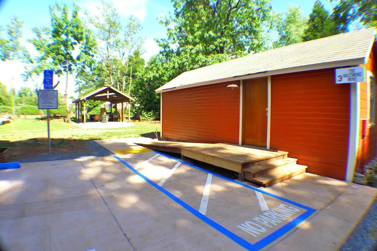 Мотель Miner'S Camp Foresthill Экстерьер фото